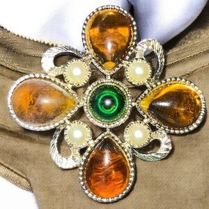 Vintage EMMONS Amber Tone Green Glass Brooch Pin Signed